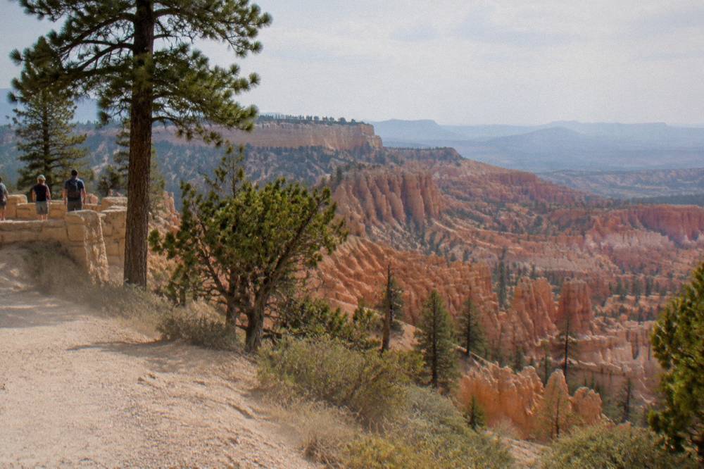 Desert plateau landscape with layered rock cliffs near the Bryce Canyon entrance